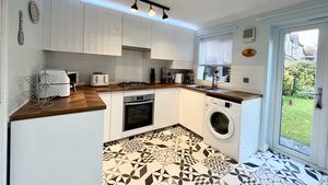 Photo 7- click for photo gallery